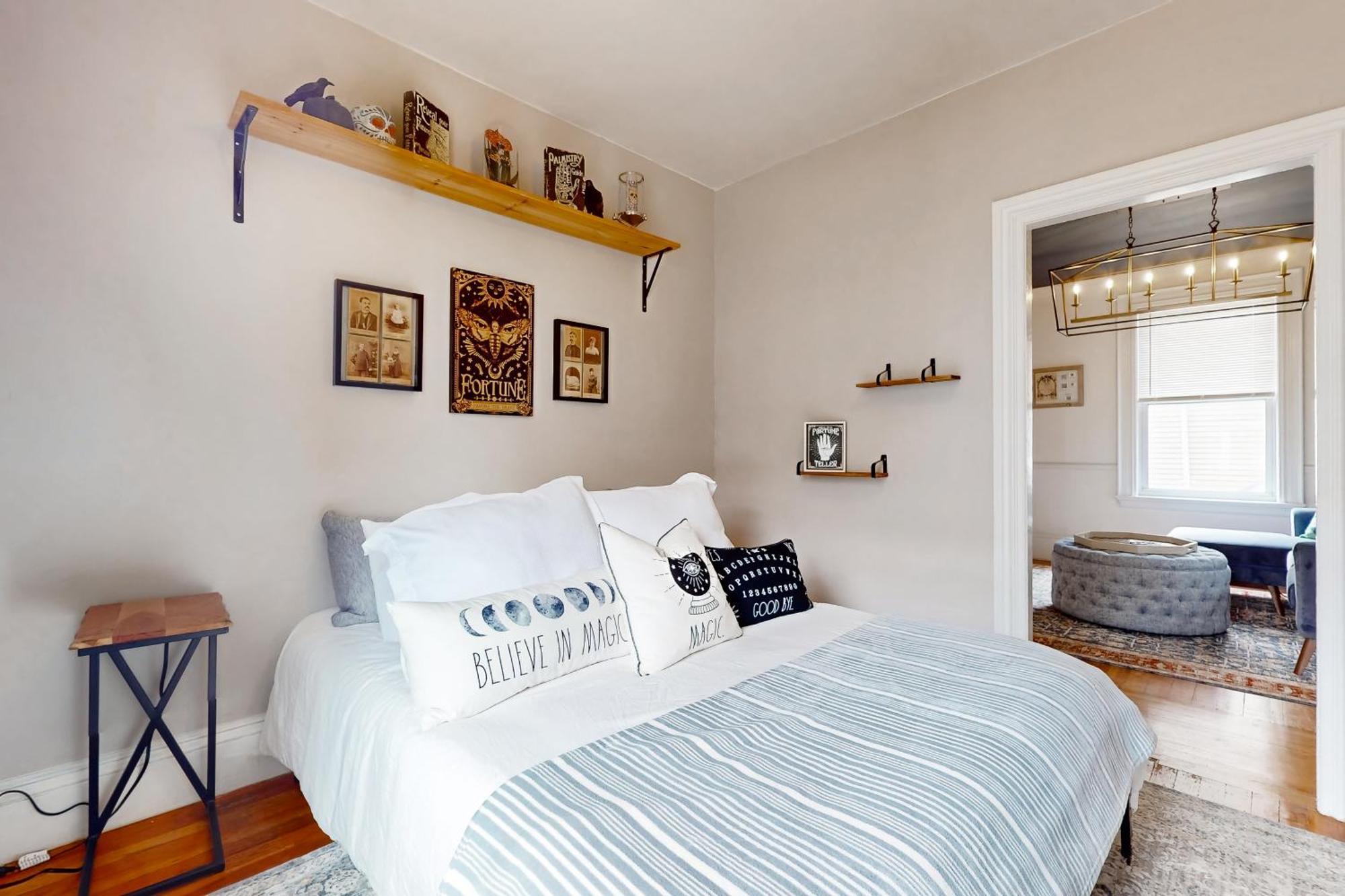 Appartamento Witchy Modern Salem Esterno foto